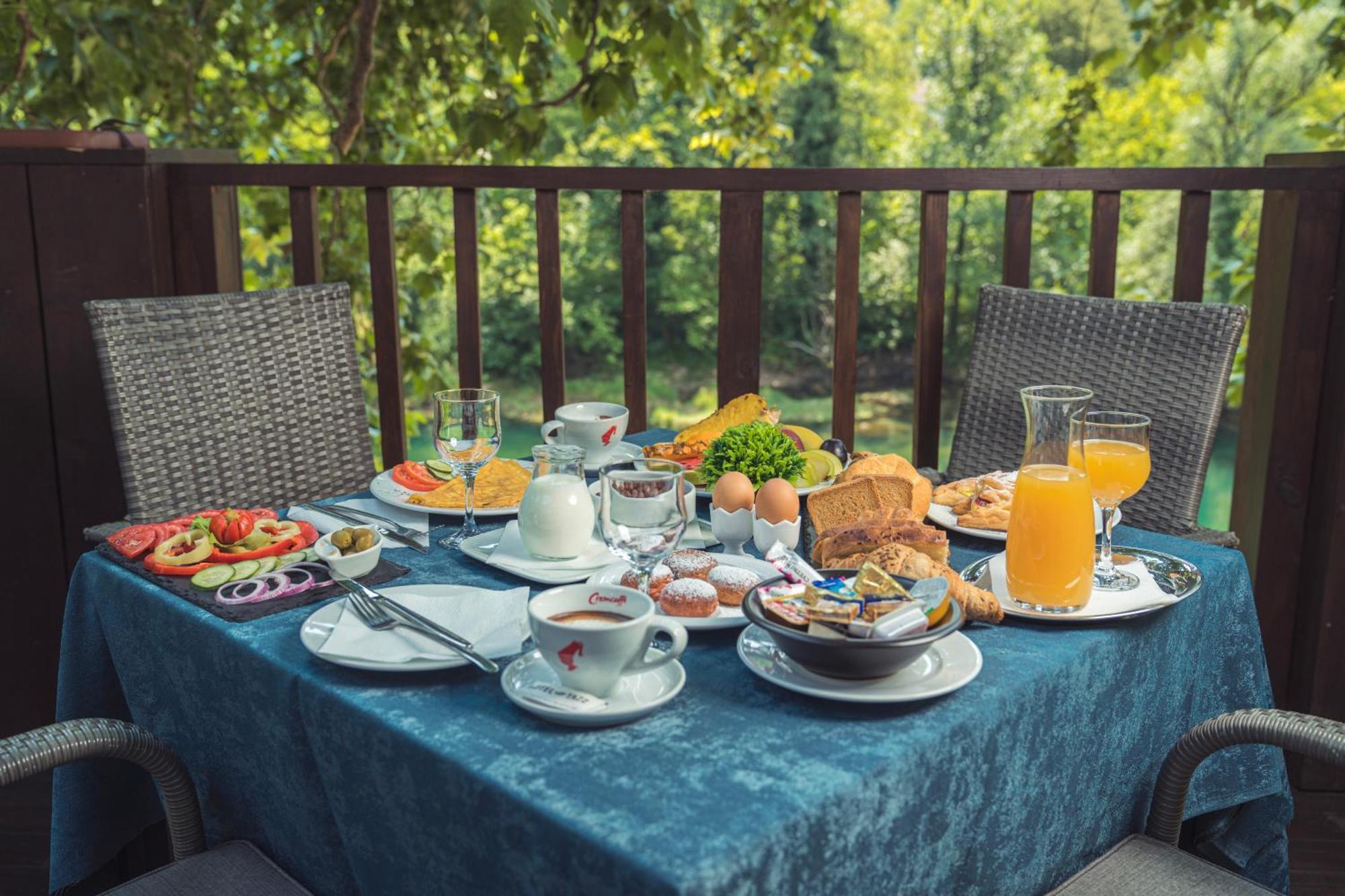 Hotel Tazz - River Front Oasis Collection Bihac Luaran gambar