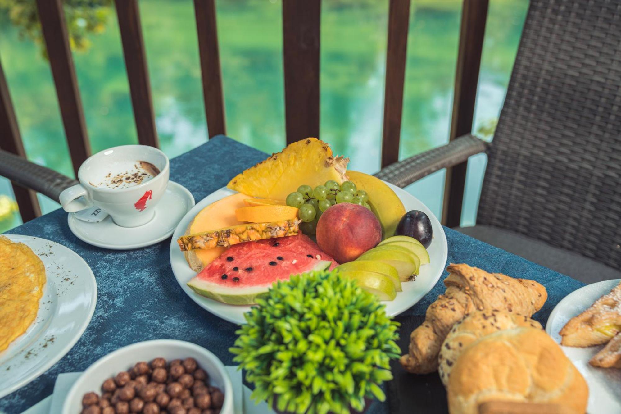 Hotel Tazz - River Front Oasis Collection Bihac Luaran gambar