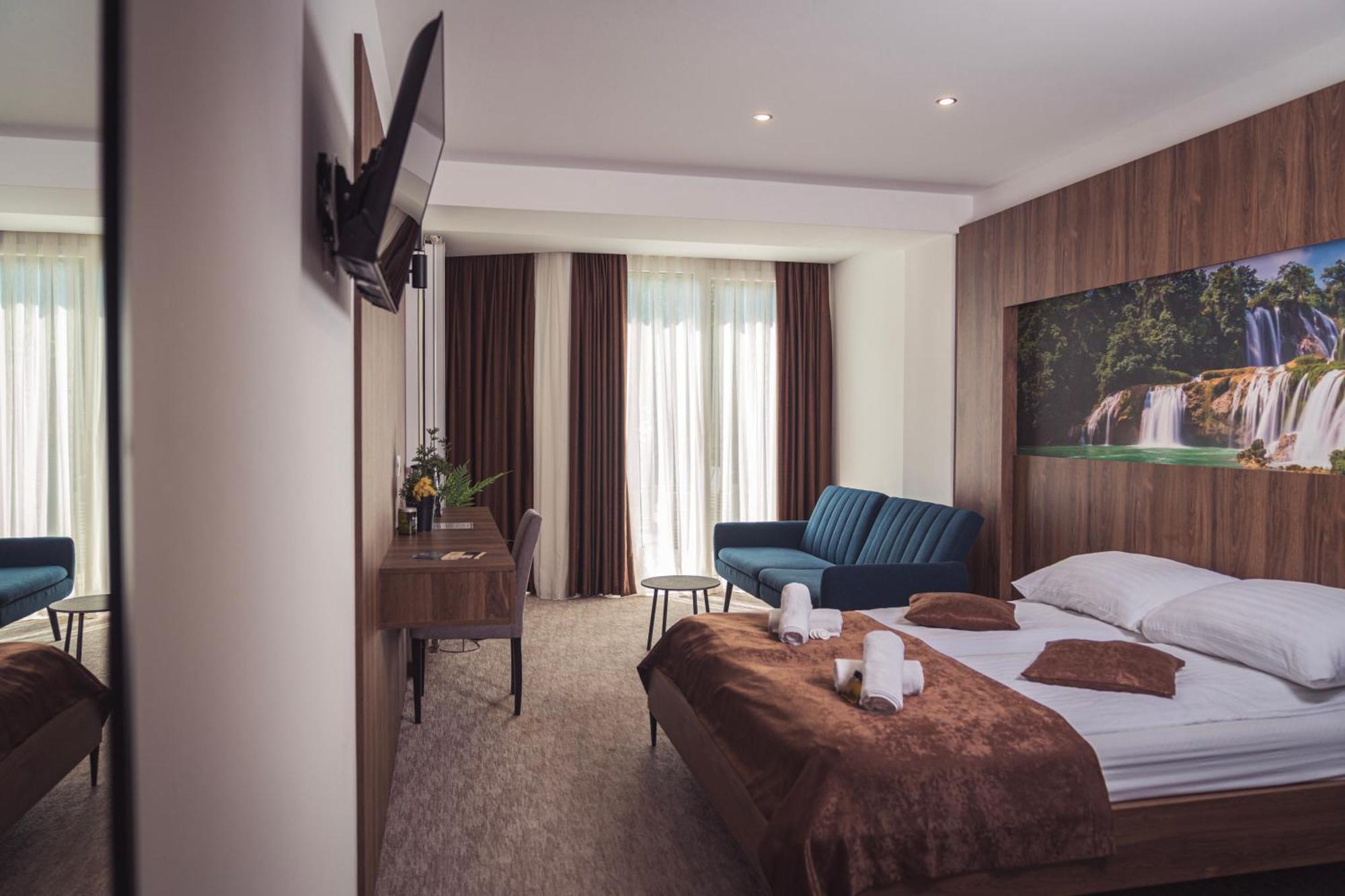 Hotel Tazz - River Front Oasis Collection Bihac Luaran gambar