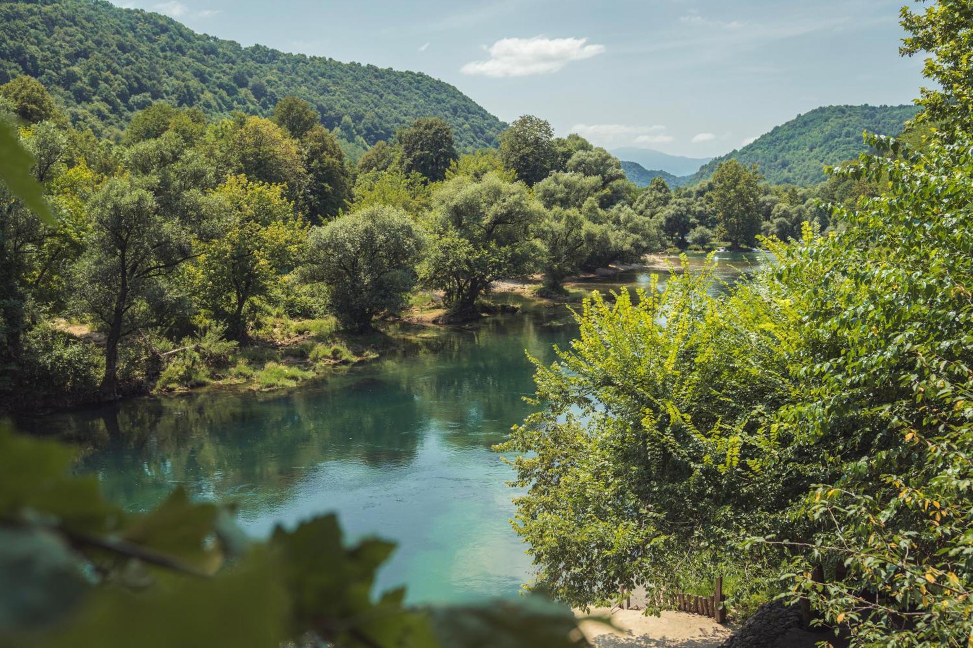 Hotel Tazz - River Front Oasis Collection Bihac Luaran gambar