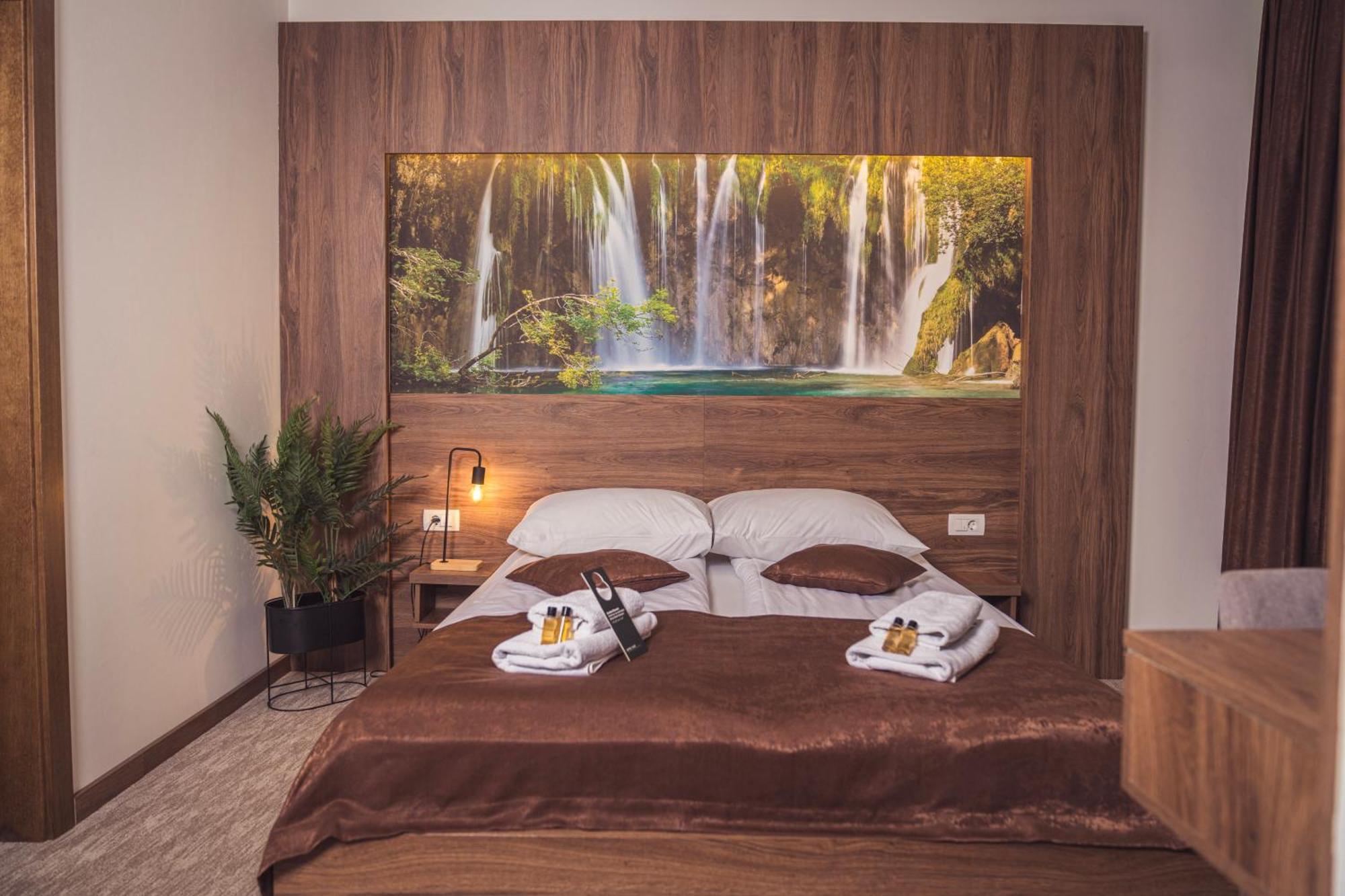 Hotel Tazz - River Front Oasis Collection Bihac Luaran gambar